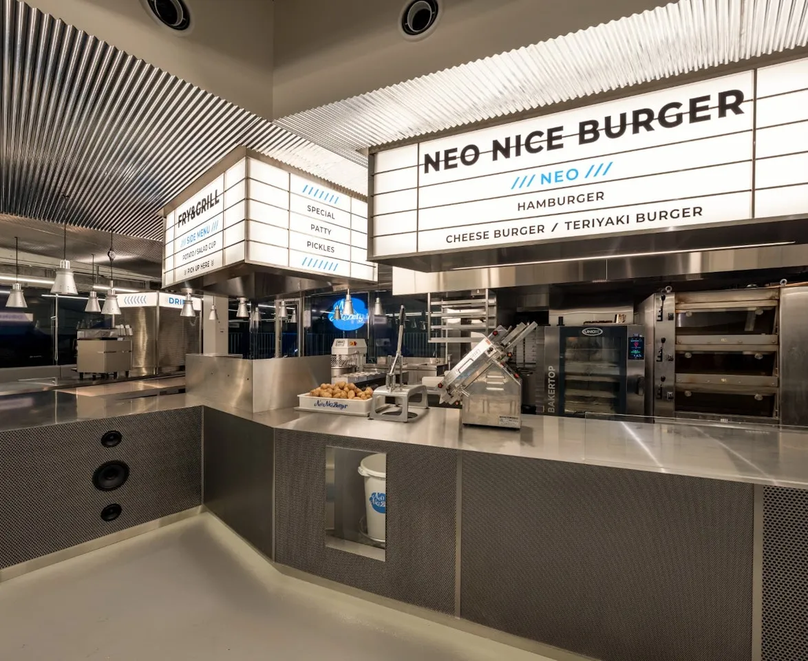Neo Nice Burger表参道